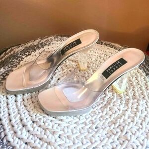 Stuart Weitzman Krystal sandals 8 1/2AA
